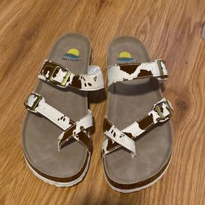 Maui island cow print Sandler